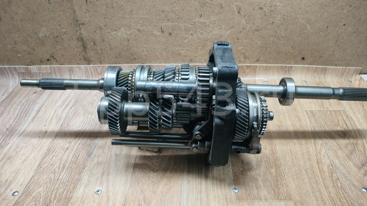 КОРОБКА ПЕРЕКЛЮЧЕНИЯ ПЕРЕДАЧ 4Х4 GW HOVER WINGLE ДИЗЕЛЬ 2.8L 1701100-K09
